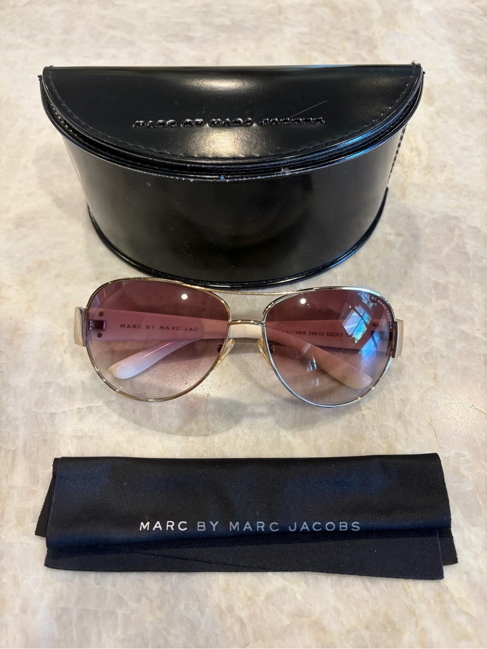 Marc by Marc Jacobs Women's Gold & White Gradient Aviator style Sunglasses.